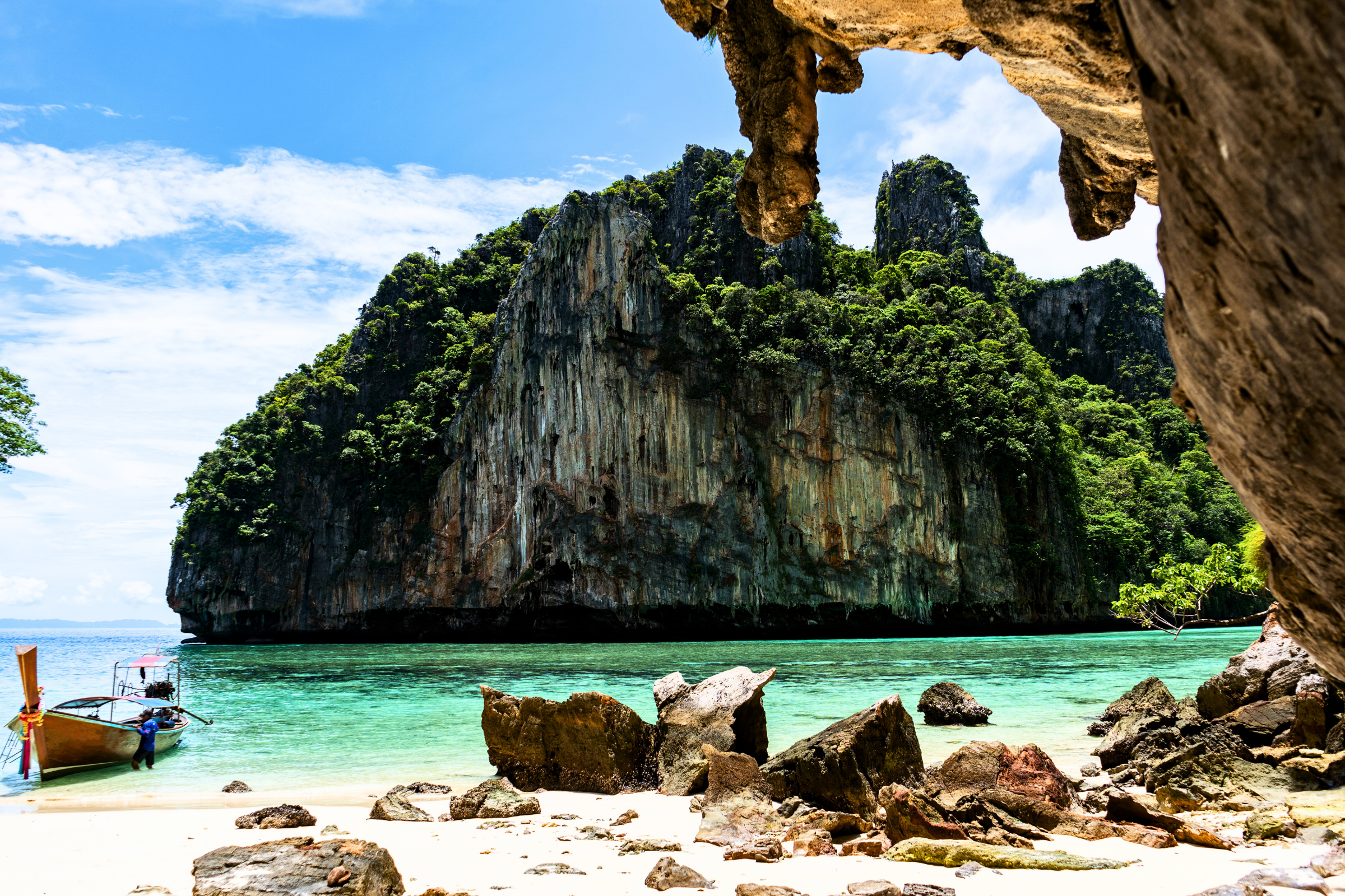 ko phi phi lee (4).webp